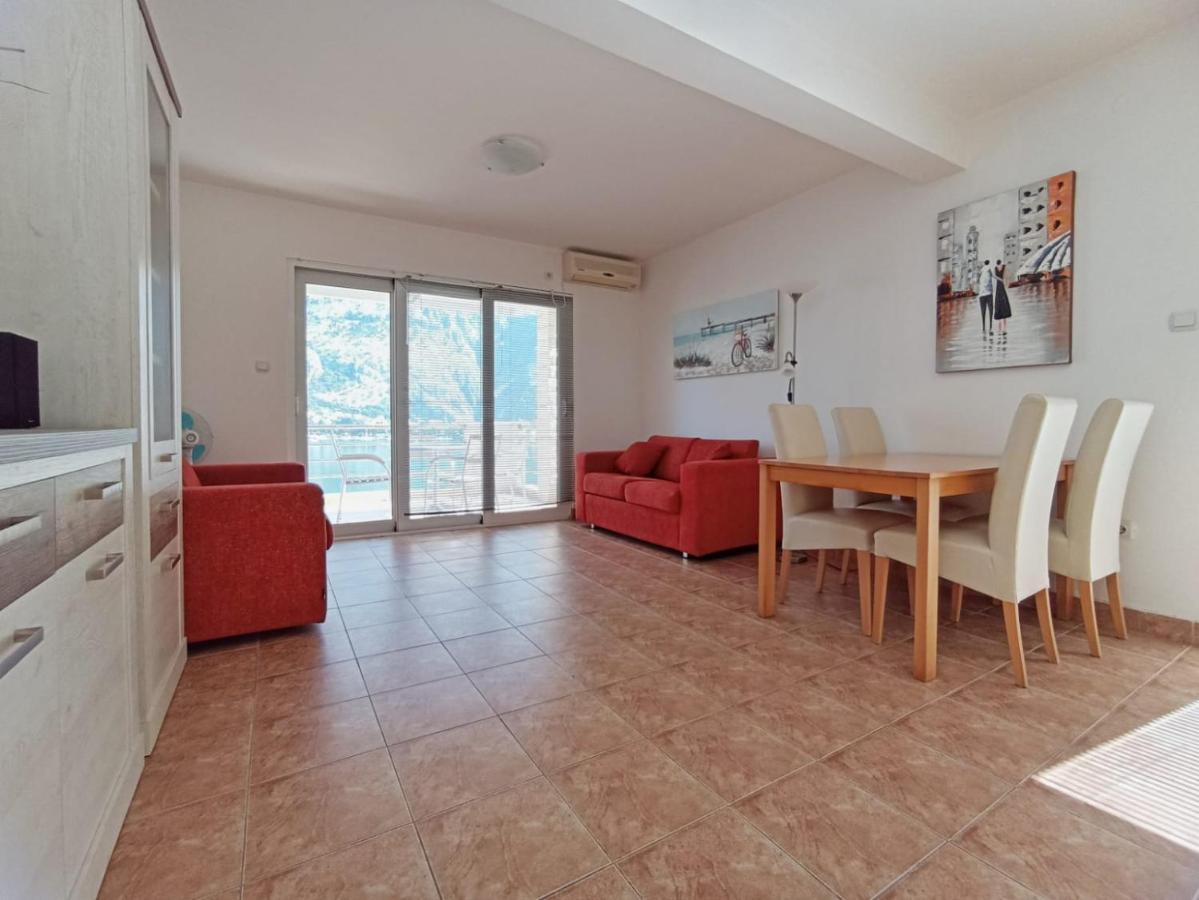 Apartment Kotor Eksteriør billede