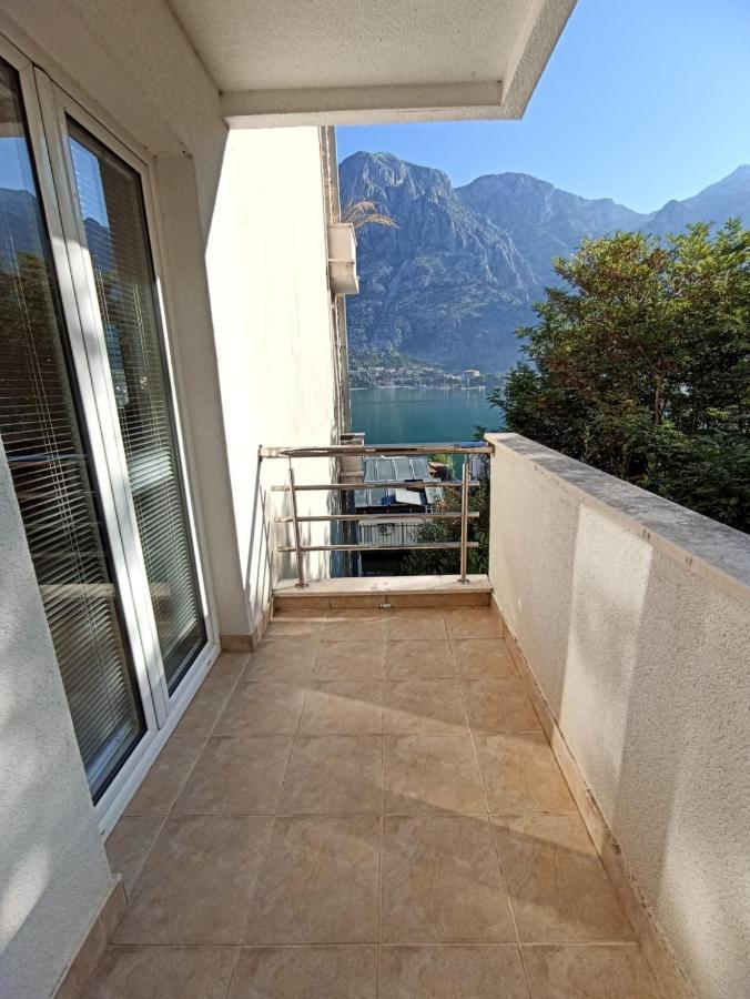 Apartment Kotor Eksteriør billede